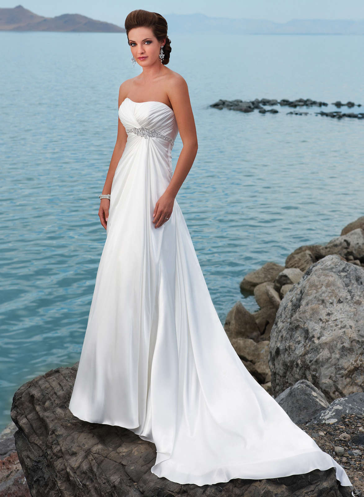 beach themed wedding dresses