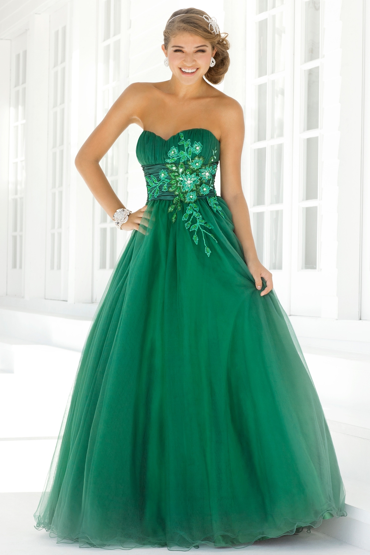 green prom dresses