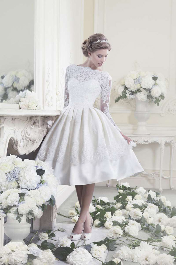 retro wedding dress