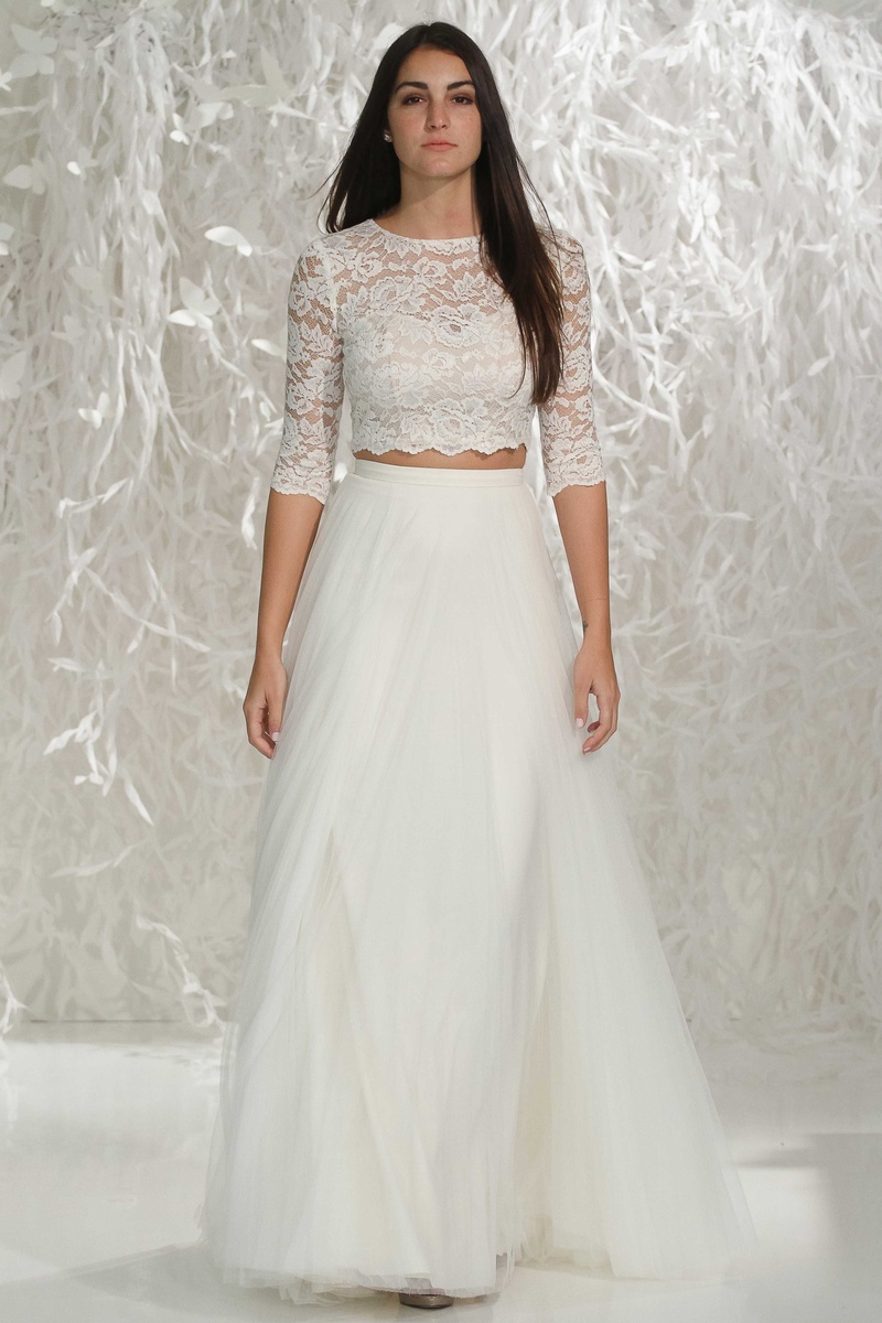 Ball gown style wedding dress skirt