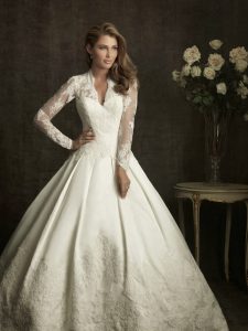 Long Sleeve Lace Wedding Dresses