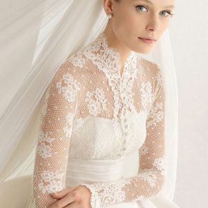 Long Sleeved Lace Wedding Dress