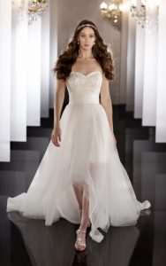 Short Lace Wedding Dresses