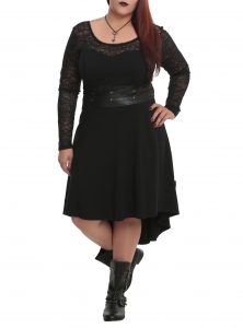 Plus Size Black Lace Dress with Sleeves