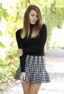 Houndstooth Check Skirt