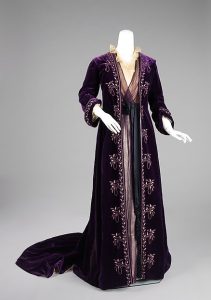 Images of Tea Gown