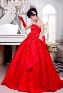 Pictures of Red Bridal Gowns