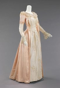 Tea Gown Victorian