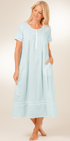 Night Gown | DressedUpGirl.com