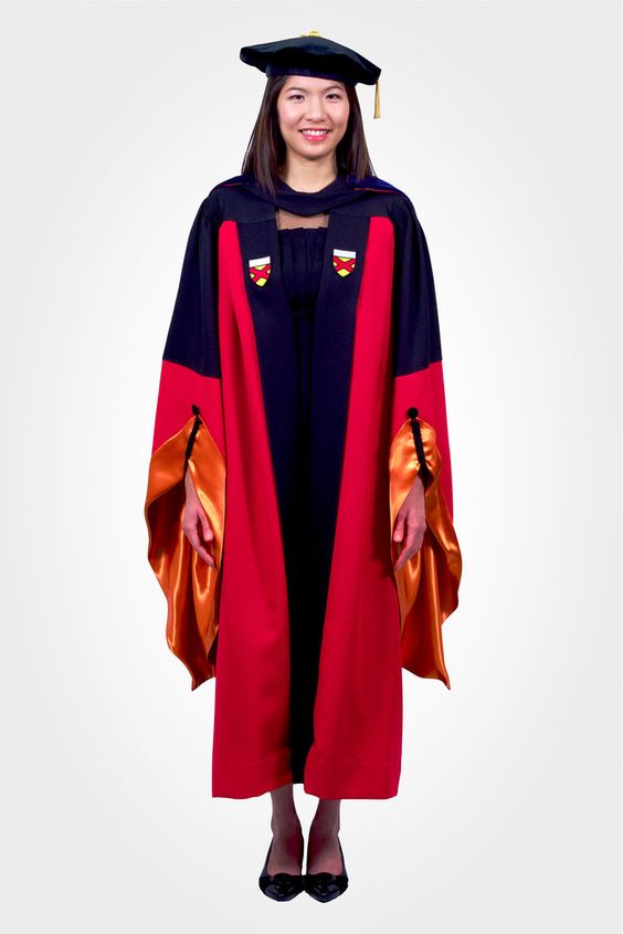 UNSW Masters Graduation Set – Churchill Gowns